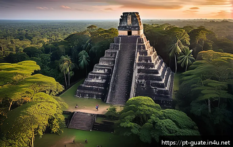 마야 문명과 과테말라 역사 - A panoramic view of the ancient Maya city of Tikal at sunrise, showcasing towering stone pyramids wi...